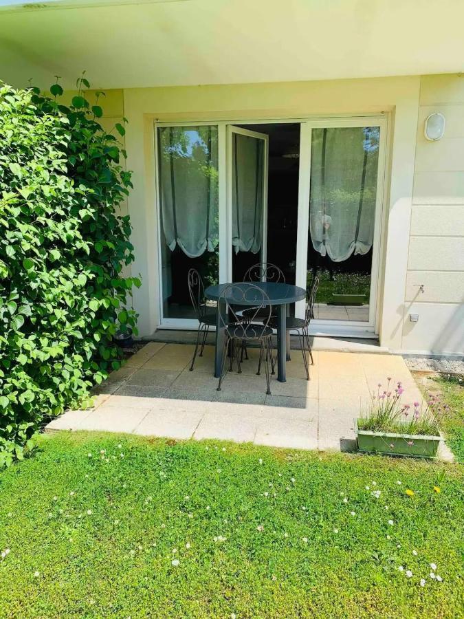 Quiet Apartment With Garden And Optical Fiber Cabourg Exterior photo